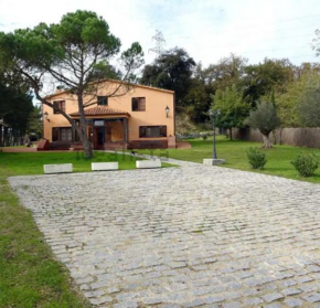 CAN CAPUTXA - Casa rural con piscina, chimenea, BBQ y WIFI - 15 PERS -